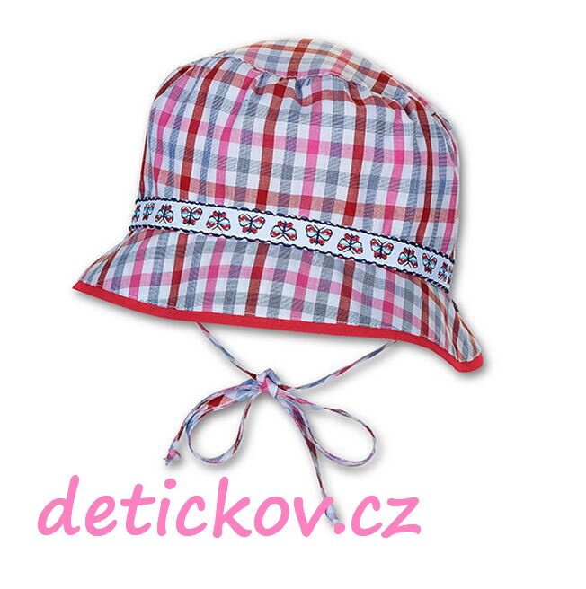 Sterntaler kostičkový klopáček s UV 30+ ,,Motýlci,, Sterntaler kostičkový klopáček s UV 30+ ,,Motýlci,,