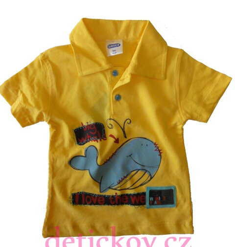 žluté tričko s velrybou